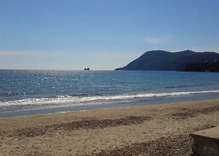Tamaris Bay *